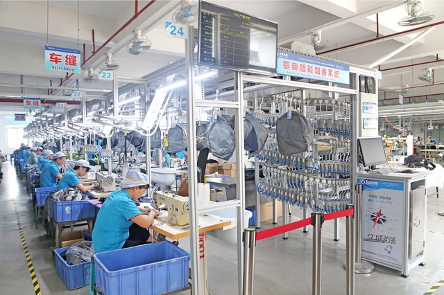 背包厂家电脑包定制--提供1对1专业服务